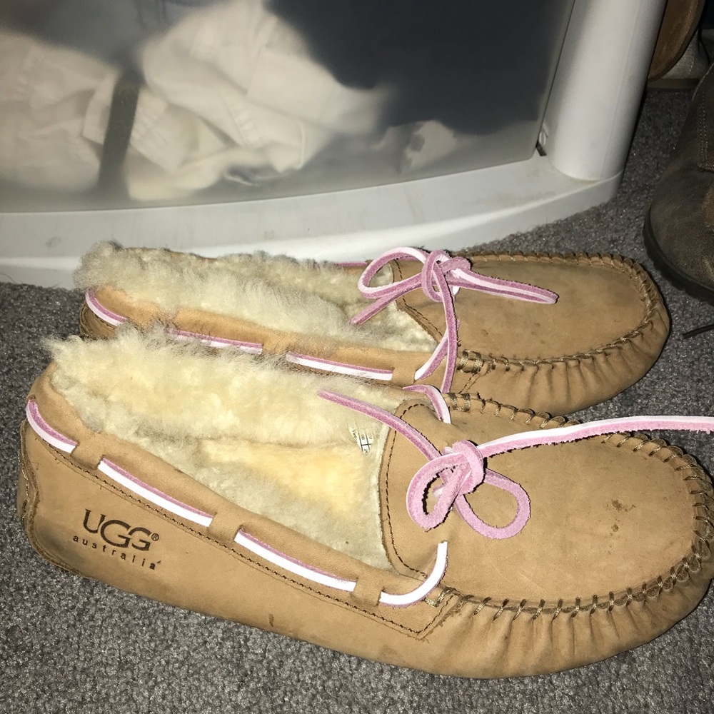 Ugg moccasins size 9